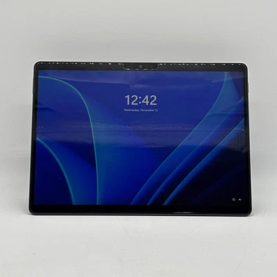 Microsoft Surface Pro 8 1983 13" i5-1135G7 2.4GHz 16GB RAM 256GB SSD - Image 1 of 4