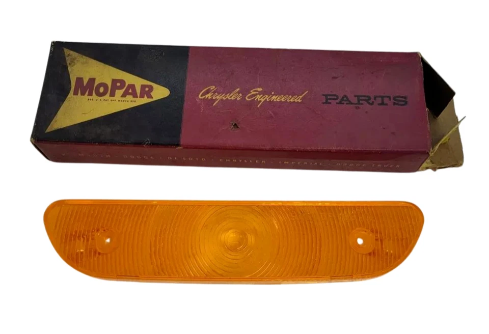 Dodge 330 440 Polara 1963 luz de estacionamiento izquierda/derecha lámpara lente 2448610 nuevo en stock Foto 1 de 4