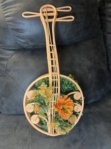 VTG MCM Rattan Wicker Hand-Crafted Banjo Wall Art - W/ Flower & Plastic Greenery - Picture 1 of 10
