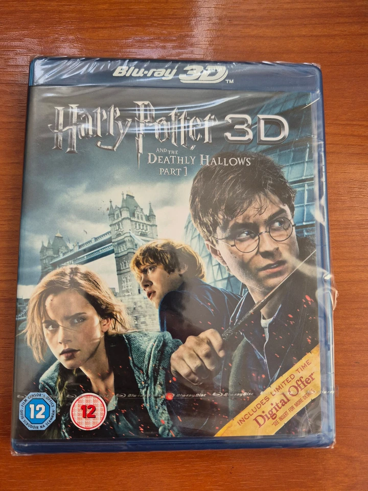 HARRY POTTER AND THE DEATHLY HALLOWS PART 1 3D BLU RAY - NEW & SEALED REGION B - image 1 of 1