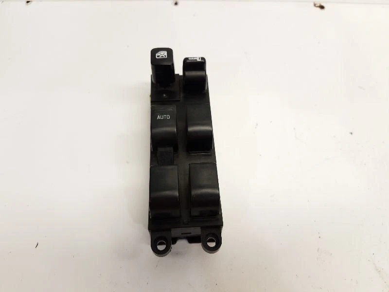 Interruptor puerta principal delantera izquierda conductor Nissan Altima 1998-01  Foto 1 de 3