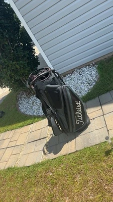 Titleist Hybrid 5 Golf Stand Bag Charcoal/Black (TB21SX6-20) - Image 1 of 4