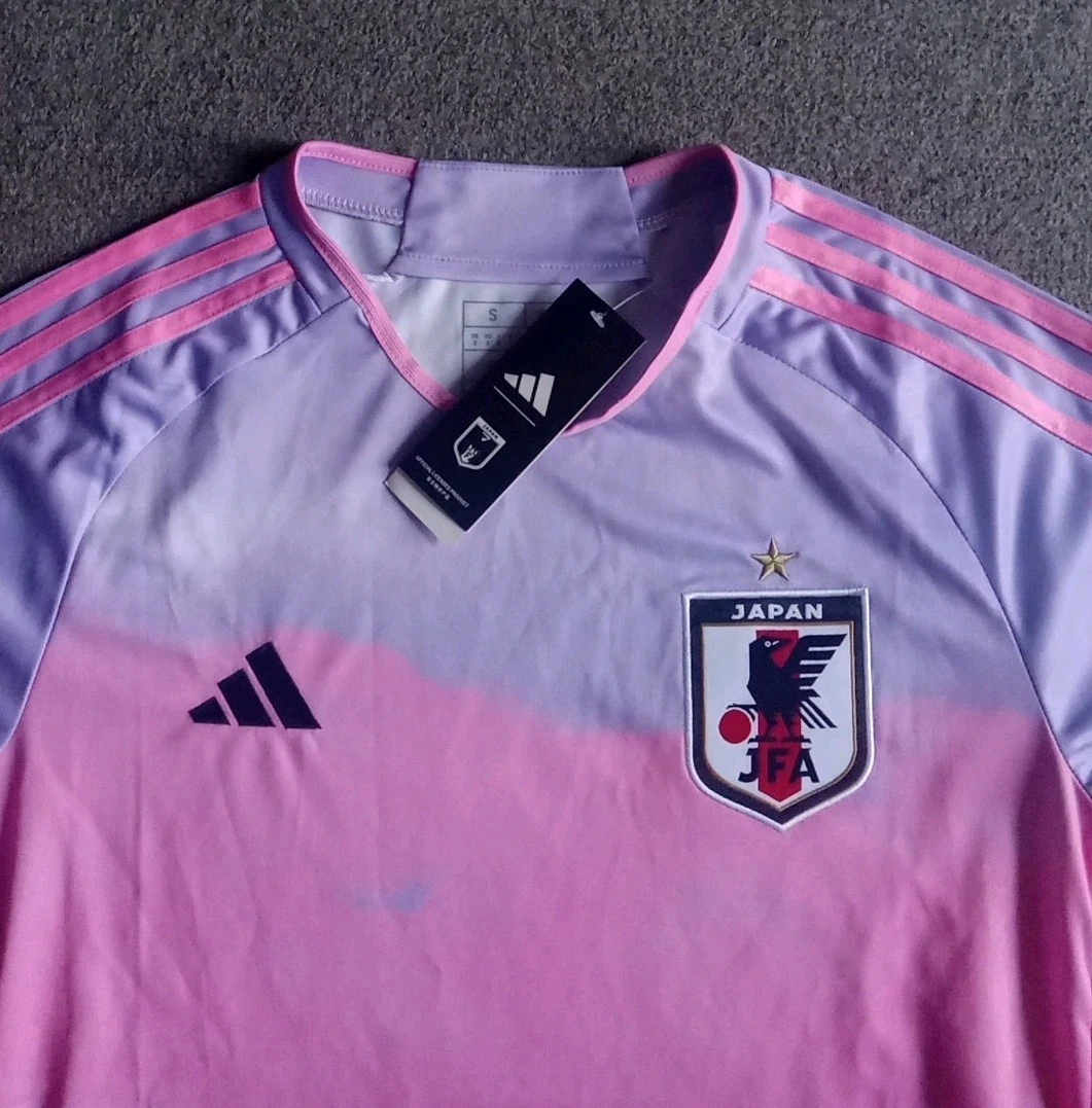 なでしこJAPAN2011年ワールドカップ優勝ワッペン入りアウェイ