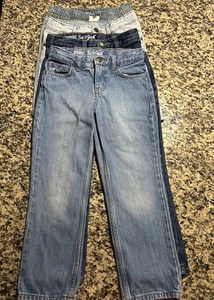 “Cat & Jack” 2Jeans & 1Shorts + “Art Class” 1Shorts, Size S (6/7) Lot Of 4Pieces - Picture 1 of 12