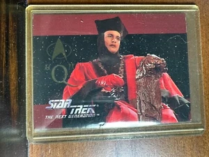STAR TREK 1994 THE NEXT GENERATION SEASON 1 SP5 FOIL EMBOSSED DELANCIE "Q" NSERT - Picture 1 of 2