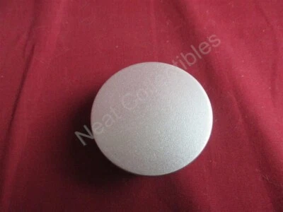 Nuevo de Lote Antiguo OEM Chrysler Concorde, Town & Country, Dodge Caravan Tapa Central Plateada 1998 Foto 1 de 4