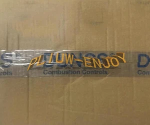 1PCS New Dungs W-MF512 C01 S22 W-MF512C01S22 Solenoid Valve - Picture 1 of 5