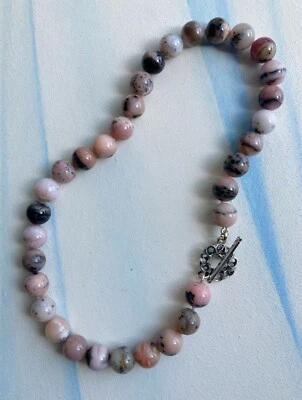 Collana in opale rosa naturale e chiusura in argento - Pezzo unico - Immagine 1 di 2