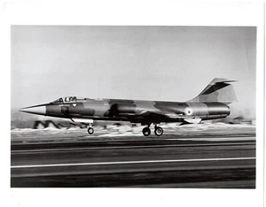 U.S.A.Lockheed Flugzeug LA 8169 Flug.Flugzeug.Flugzeug.Luftfahrt.Orig.Foto.20x25cm - Bild 1 von 2