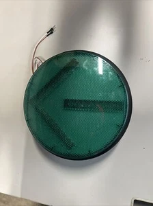 NEW 12" GE GTX GREEN ARROW LED Traffic Light Signal Lens 120V DR6-GTAAN-VLA - Picture 1 of 2