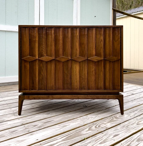 Vintage Custom Made Mid Century Modern 2 Door Walnut Storage Cabinet Console Cover