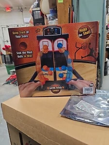 9" Desktop Basketball Game - Picture 1 of 8