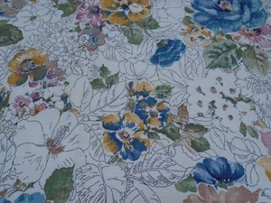 TABLECLOTH WHITE FLOWERS 74" ROUND COTTON - Picture 1 of 3