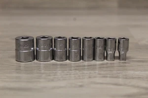 READ Snap-on Tools USA 1/4 Drive 8Pc SAE Shallow 6 Point Chrome Socket Set - Picture 1 of 5