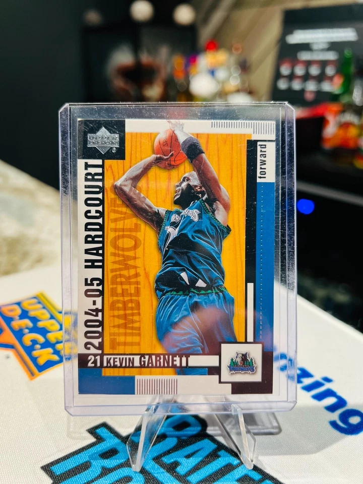 2004-05 Upper Deck Hardcourt Timberwolves Basketball Card #49 Kevin Garnett - Image 1 of 2
