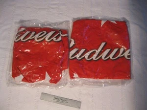 ZWEI !!! BUDWEISER Schlauchboot Werbung Neu Versiegelt Rot - Bild 1 von 2