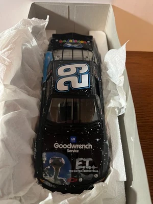 Kevin Harvick #29 GM Goodwrench E.T. 2002 1/24 Nascar Diecast - Image 1 of 4