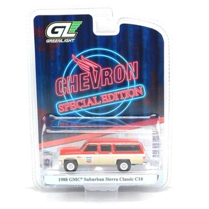Greenlight Chevron Series 1 1988 GMC Suburban C10 1:64 Diecast - Picture 1 of 3