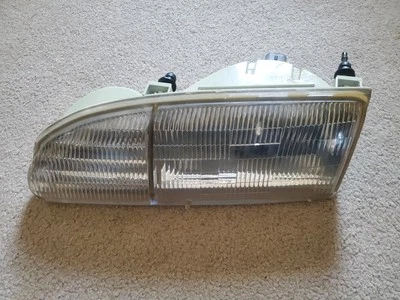 1994-1995 Ford Thunderbird Left Driver Headlight Assembly OEM - Image 1 of 4