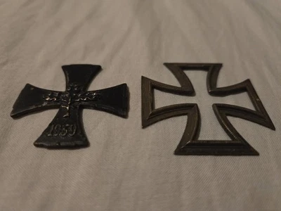 Metall Teile - Eisernes Kreuz / EK / EK1o.2 - 1.o.2WK / WK1 / WK2 /RK - Deutsch? - Bild 1 von 4