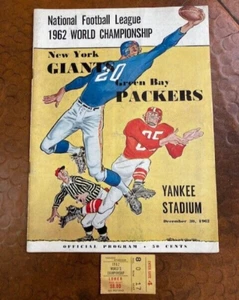 1962 NFL CHAMPIONSHIP GAME PROGRAM &TICKET STUB, PACKERS V. GIANTS – ORIG. OWNER - Picture 1 of 24