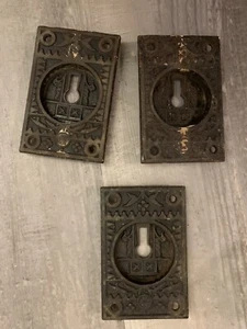 Lotto 3 antiche placche in acciaio Sargent & Co Lock - Foto 1 di 8