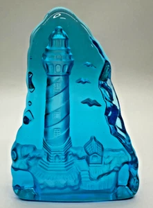 Vintage Blue Glass Reverse Etched Paperweight W/ Lighthouse & Seagulls - Picture 1 of 3