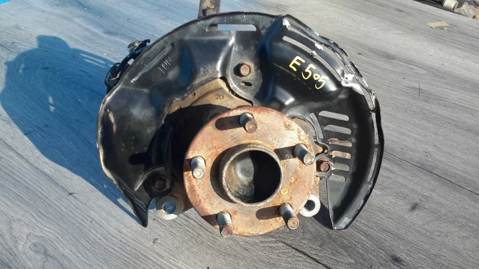 Buje de cojinete de nudillo husillo delantero derecho Subaru BRZ 2013-2017 OEM 28313CA000 Foto 1 de 3