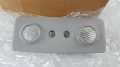 NUEVO 2007-2016 GMC Acadia interior techo lámpara bisel 12102813 OEM  Foto 1 de 3