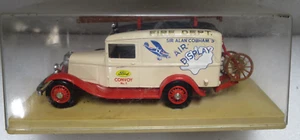 1/43 ELIGOR FORD V8 1934 FIRE DEPT COBHAM AIR DISPLAY MADE IN FRANCE NO BOX - Picture 1 of 4