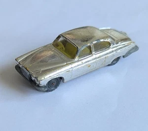 Husky Jaguar MK 10 Chrome,Smaller Version. - Picture 1 of 3