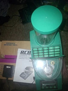 RCBS ChargeMaster Powder Scale & Dispenser - Picture 1 of 2