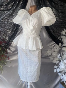 Vestido De Colección Blanco Ojales Encaje Peplum Años 80 BOHO Hippy Poof SLV BETSYS THINGS B 32 XS - Imagen 1 de 17