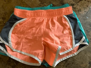 Xersion Girls Moisture Control Lined Running Shorts Orange Sz S 7/8 - Picture 1 of 4