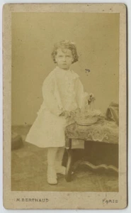 CDV 1876. Simone de Cherisey (1872-1952), future épouse de Saint-Hillier. - Picture 1 of 2