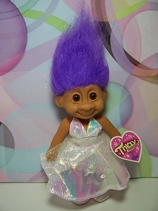 PROM TRACEY - 7" Russ Troll - NUEVO EN ENVOLTORIO ORIGINAL - Último color - Imagen 1 de 7