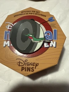 Spilla nuova Disney 2025 Magical Marksmen Mystery Flit di Pocahontas - Foto 1 di 2