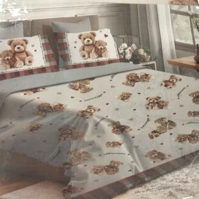 Completo lenzuola matrimoniali in puro cotone in stampa digitale motivo orsetto - Immagine 1 di 3