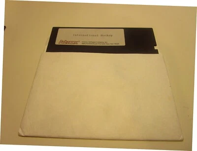 International Hockey by Artworx for Apple II+, Apple IIe, Apple IIc, Apple IIGS - Image 1 of 2