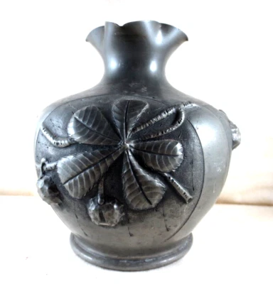 Albert CHEZAL -Vase boule Art Nouveau en étain " Marronnier " - signé -XIX° - Photo 1/4