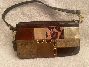 NWOT COACH Mix Patchwork Leopard Leather Signature Wristlet Universal Case NWOT - Picture 1 of 4