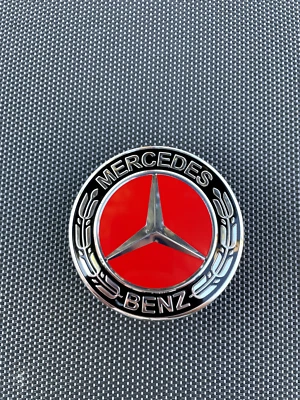 Центральный колпак колеса MERCEDES BENZ 1 (один) ЧЕРНО-КРАСНЫЙ 75 мм/2,95 дюйма подходит для большинства моделей - Изображение 1 из 4