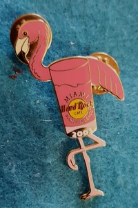 Miami 2003 Pindependence Pink Flamingo Bird en VIDRIO DE TIRO Hard Rock Café PIN LE - Imagen 1 de 1