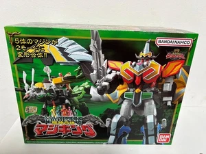 Bandai SMP Majin Gattai MagiKing Power Rangers Mystic Force Megazord (USSELLER) - Bild 1 von 2