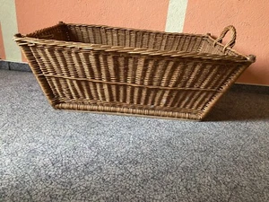 alter großer Wäschekorb Weidenkorb Aufbewahrungskorb, eckig, geflochten - Bild 1 von 11