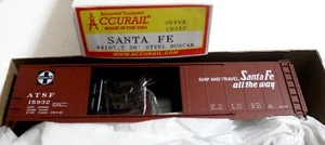 Accurail HO ATSF 50 Fuß Stahl Boxcar Super Chief (8107.2) - Bild 1 von 1