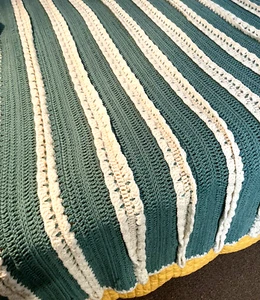 Hand Crocheted Afghan Blanket Bed Sofa Throw Cover Green & Ivory 64" x 90" - Picture 1 of 10