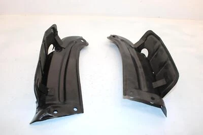 86 Honda Fourtrax Trx125 A OEM conjunto interno protetor contra respingos 61862-VM6-000 AH7 - Imagem 1 de 4
