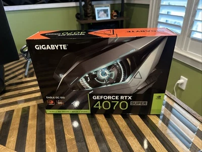Gigabyte GeForce RTX 4070 SUPER WINDFORCE OC 12G NVIDIA 12GB GV-N407SWF3OC-12GD - Image 1 of 2