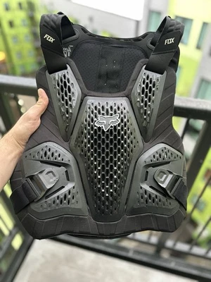 Protetor de peito Fox Racing Raceframe impacto G/XL preto - Imagem 1 de 4